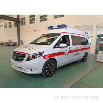 Primeiros socorros de resgate de transporte de pacientes ambulância médica